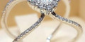 Снимка номер 1 за Изящен пръстен с диамант-сърчице