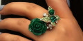 Снимка номер 3 за Пръстен Изумрудена роза с пеперуда