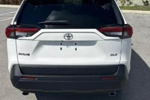 Снимка номер 1 за Toyota RAV4 2022 xle Full Options
