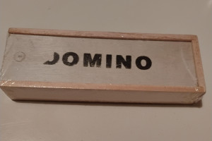 Снимка номер 1 за Игра Домино, нова