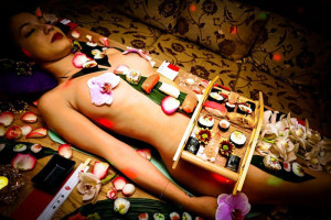 Снимка номер 1 за Голо Суши за Ергенско Парти в София Nyotaimori Шоу
